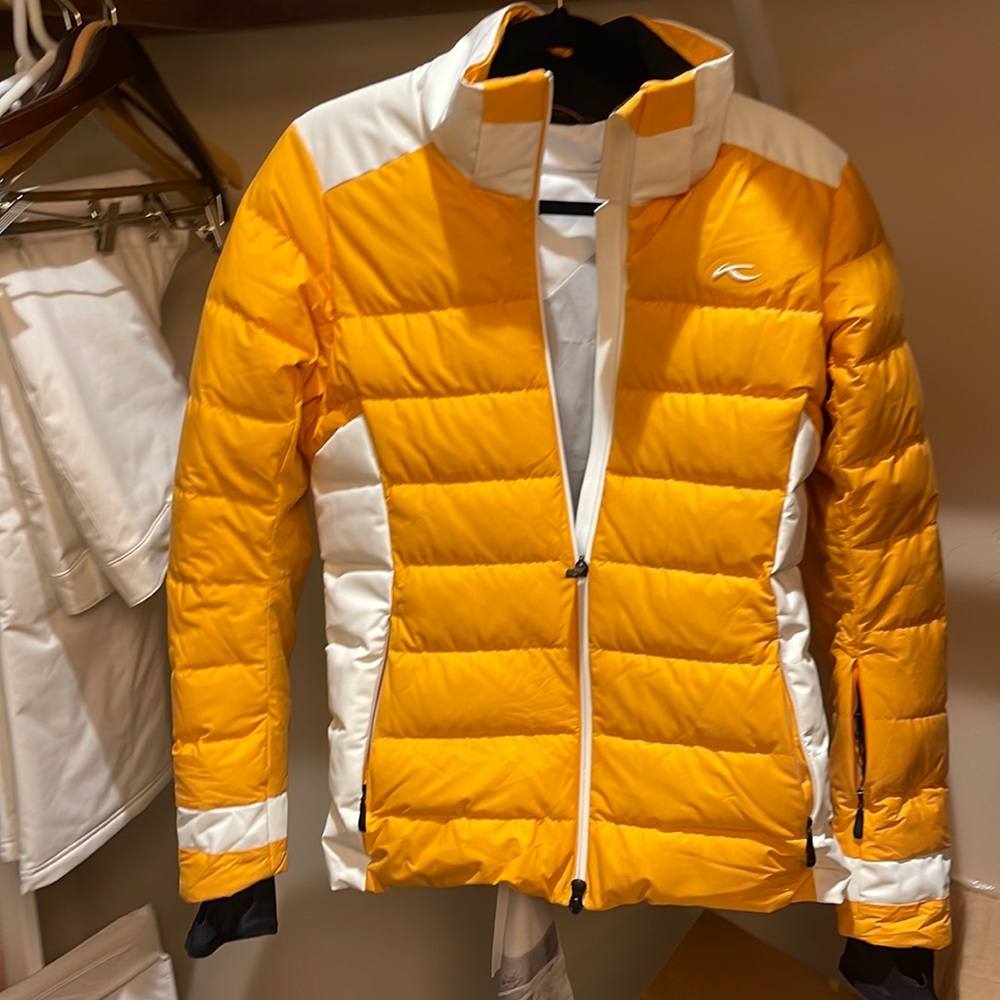 Women’s KJUS Ski / Snowboarding Jacket  size 38/M